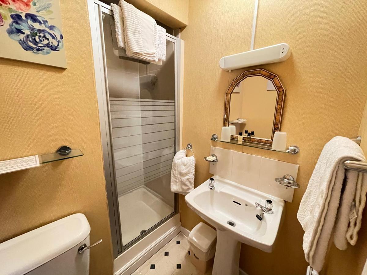 White Court Llandudno Bed and Breakfast Εξωτερικό φωτογραφία