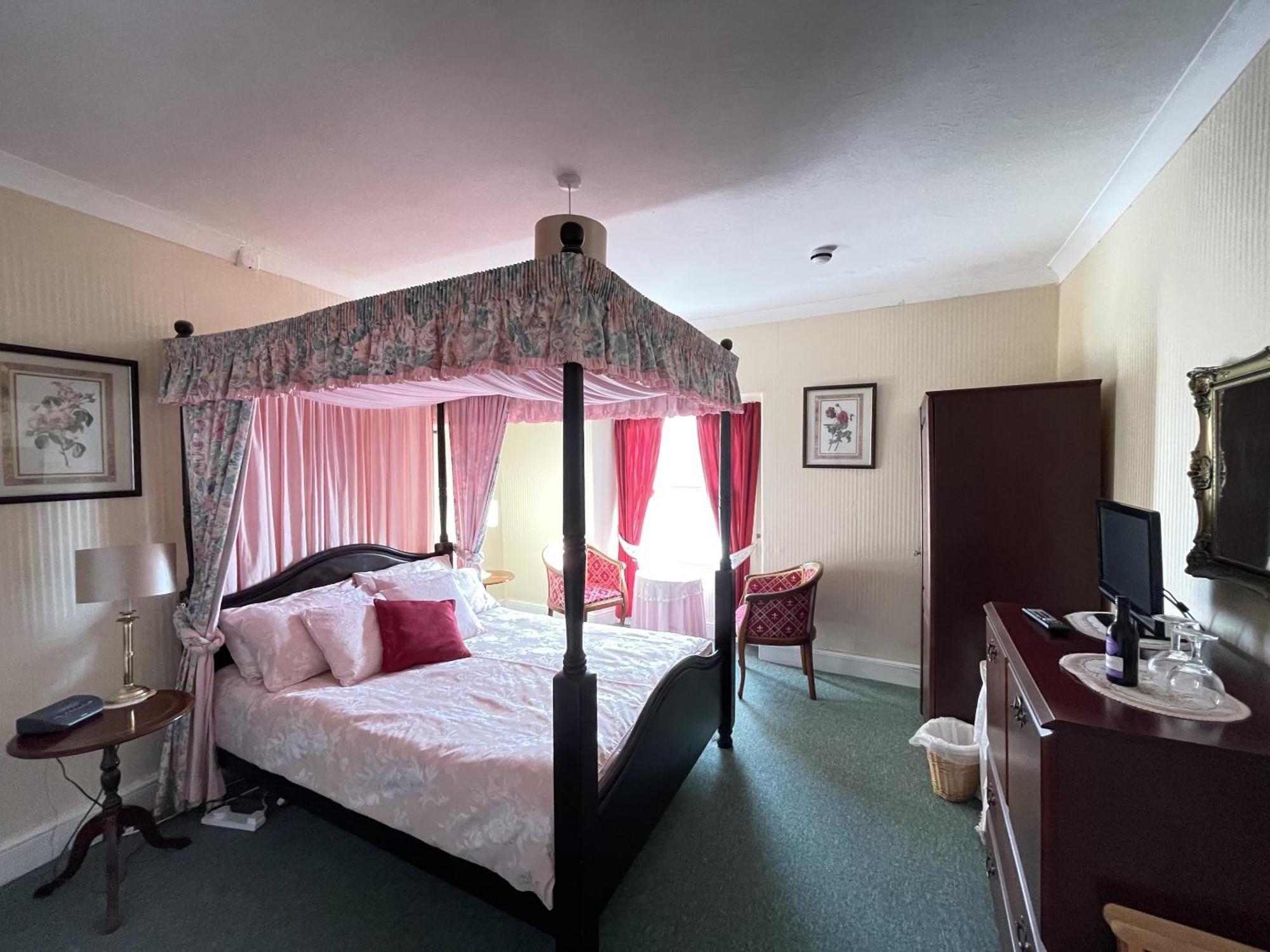 White Court Llandudno Bed and Breakfast Εξωτερικό φωτογραφία